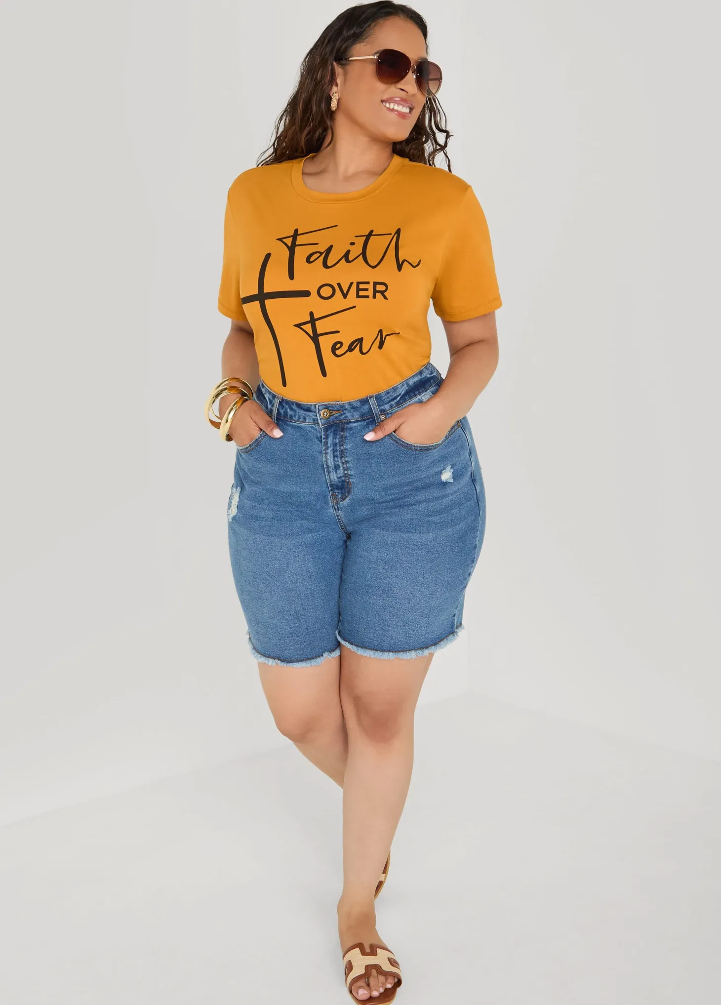 Faith Over Fear Graphic Tee