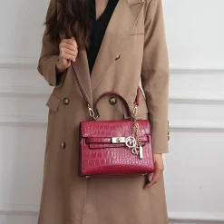 Naomi Shoulder Bag