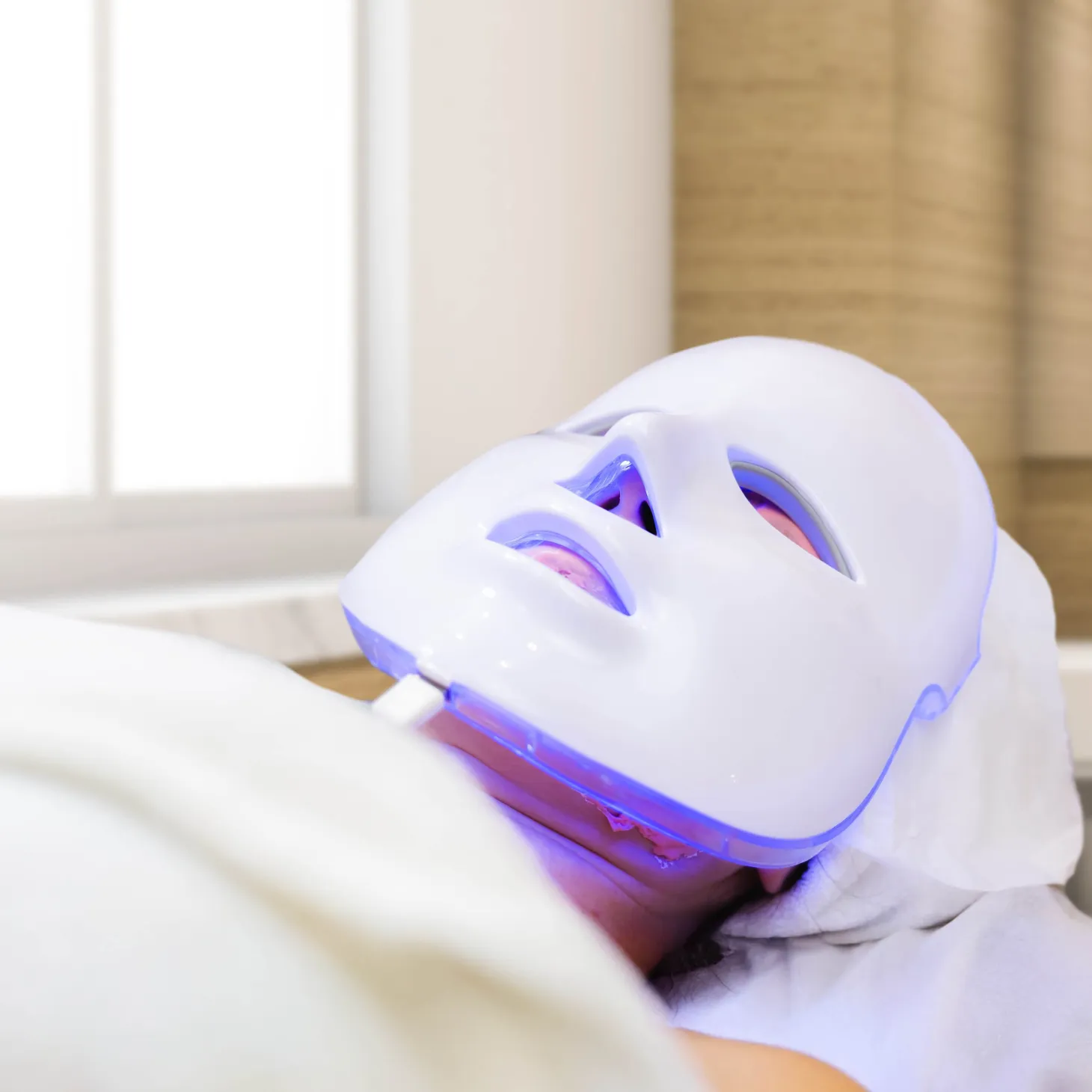 Pursonic 7 In 1 LED Light Therapy Face Mask