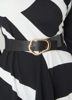 Sculpted Buckle Stretch Belt