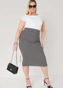 Textured Faux Leather Flap Bag